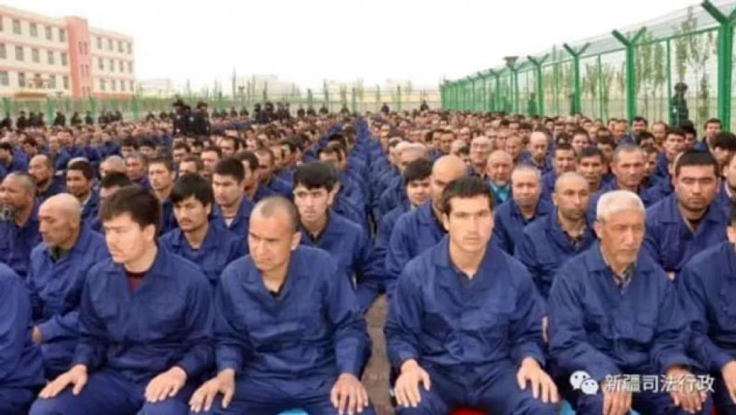 Pejabat China Akui Adanya Kamp Konsentrasi Muslim di Xinjiang