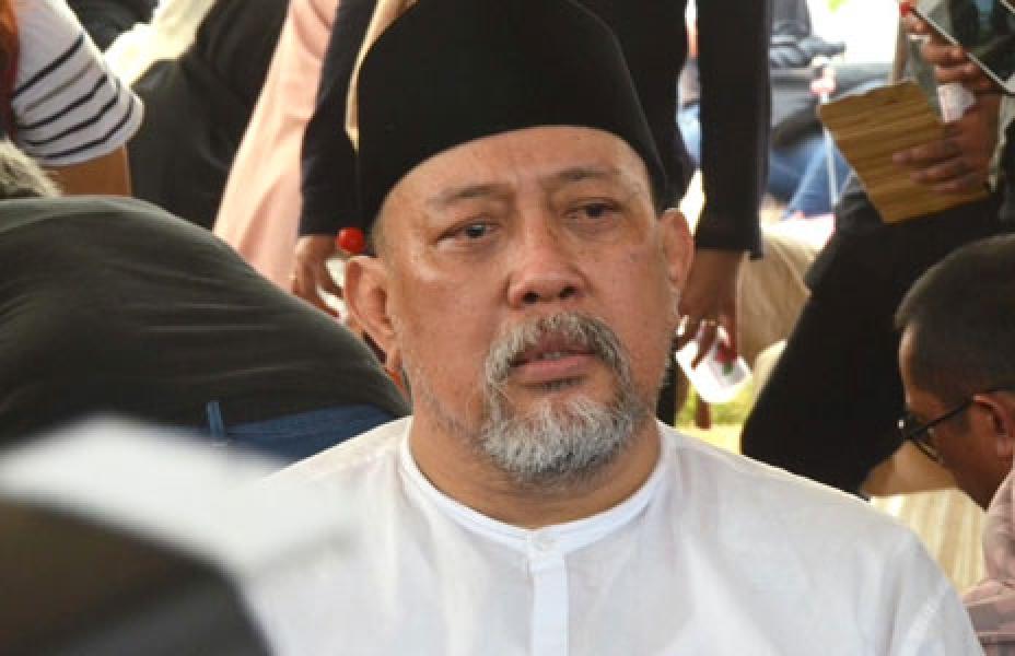 Sebelum Meninggal, Istri Indro Warkop Minta Dipakaikan Hijab