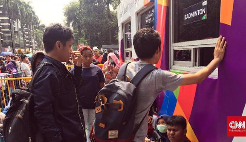 Tuding Polisi Calo Tiket, Augie Fantinus Tersangka UU ITE