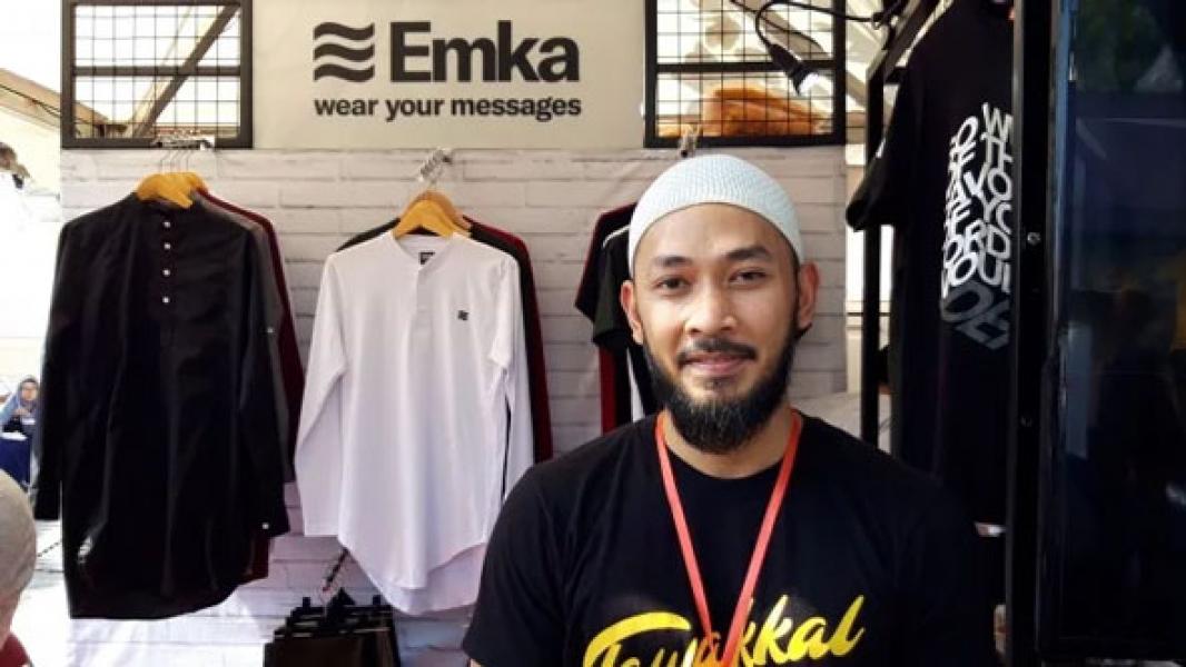 Hengkang dari NOAH, Uki Kini Dagang Baju