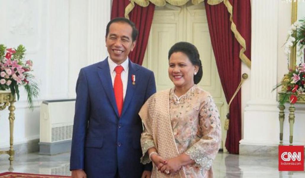 Jokowi Umumkan Kabinet Baru Senin Pagi