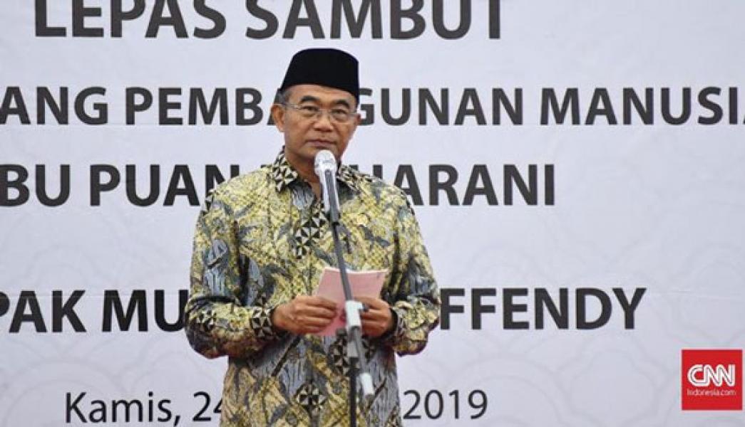 Menko PMK: Cadar Perlu Ditertibkan karena Ganggu Pelayanan