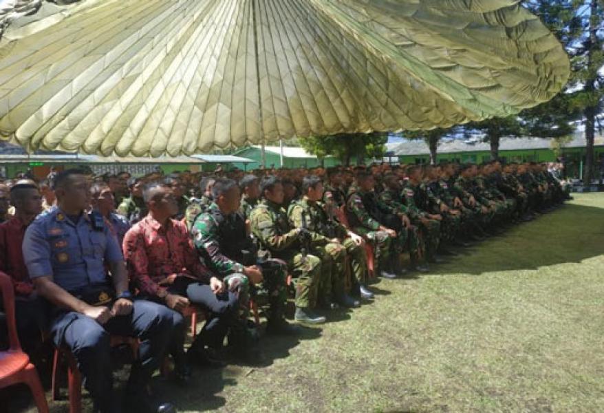 Satgas Pamtas RI-PNG Yonif Raider 514 Terima Pengarahan Panglima TNI