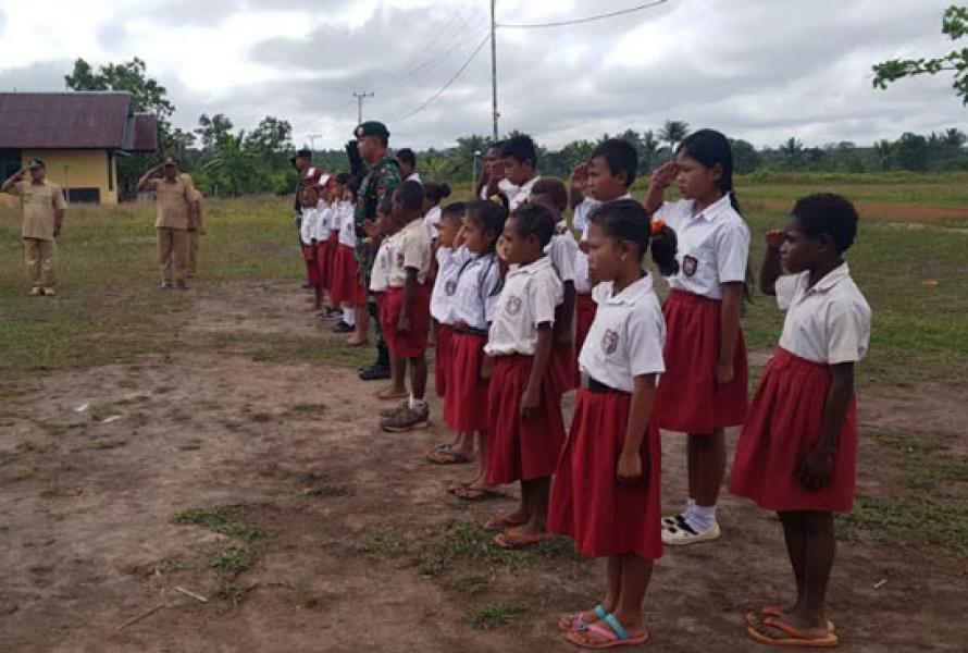 Satgas Pamtas Yonif 411 Kostrad Gelar Upacara Hari Kesaktian Pancasila di Perbatasan RI-PNG