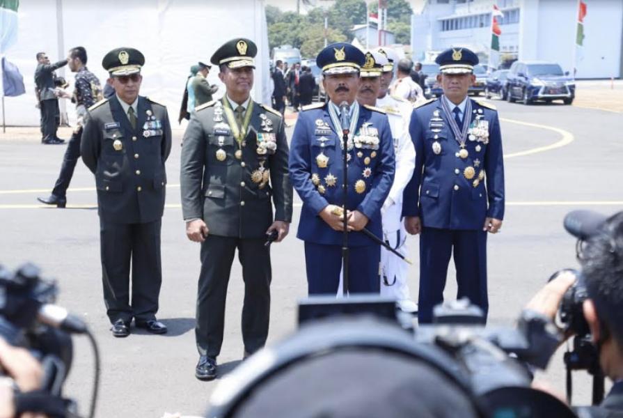TNI Tampilkan Pesawat Tanpa Awak di HUT ke-74 TNI