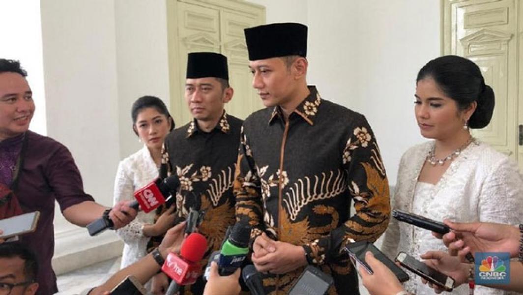 Wah, Misteri AHY Tak Masuk Kabinet Jokowi Terjawab!