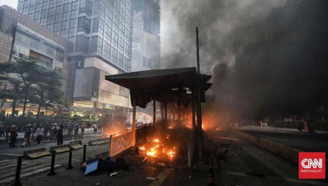 8 Halte Terbakar, Transjakarta Prediksi Rugi Rp48 Miliar