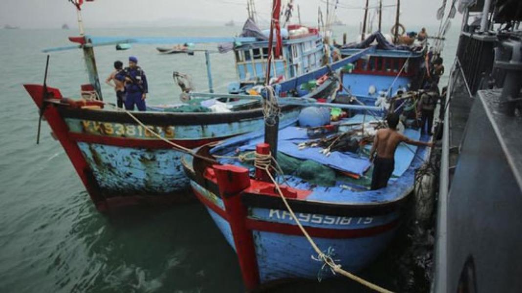 Bakamla Tangkap 2 Kapal Vietnam Pencuri Ikan di Natuna