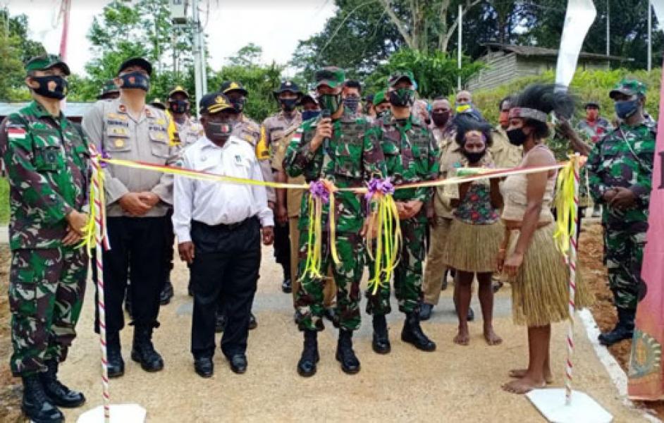 Danrem Merauke Tutup TMMD Ke-109 di Kampung Kakuna Wilayah Perbatasan RI-PNG