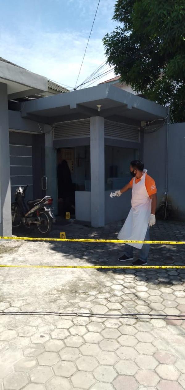 Diduga Sakit, Securty C7 Karaoke Tewas di Pos Jaga
