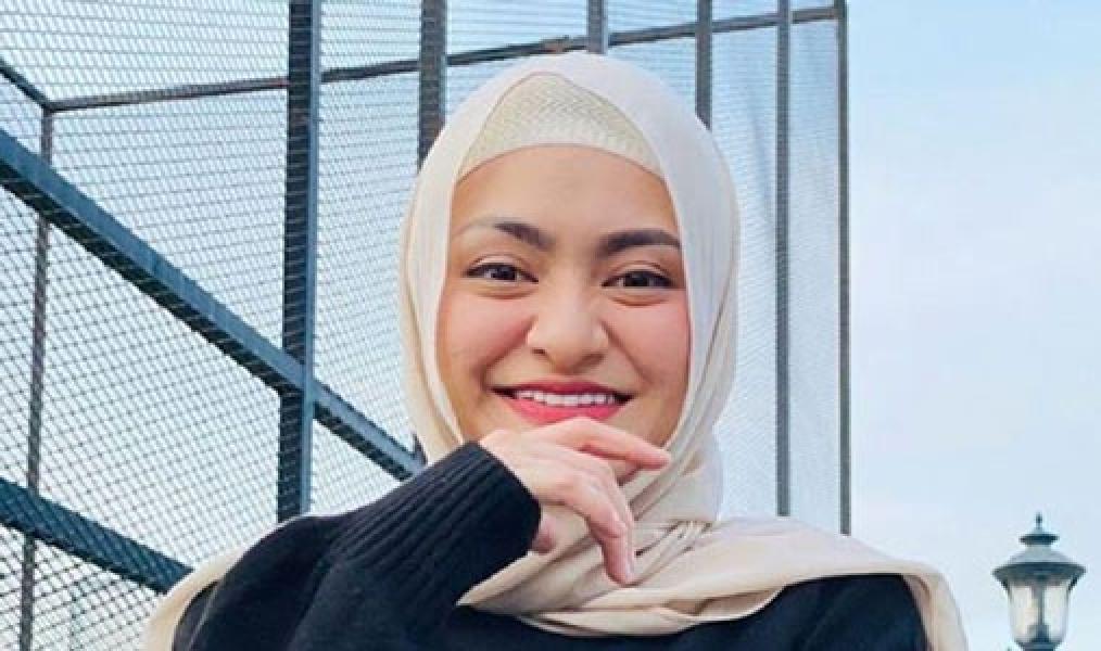 Nathalie Holscher, Mantan DJ Mualaf Calon Istri Sule