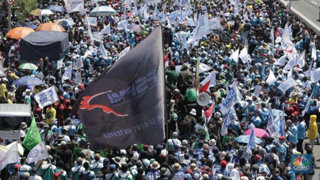 Omnibus Law Disahkan, 2 Juta Buruh Tetap Mogok Nasional Besok