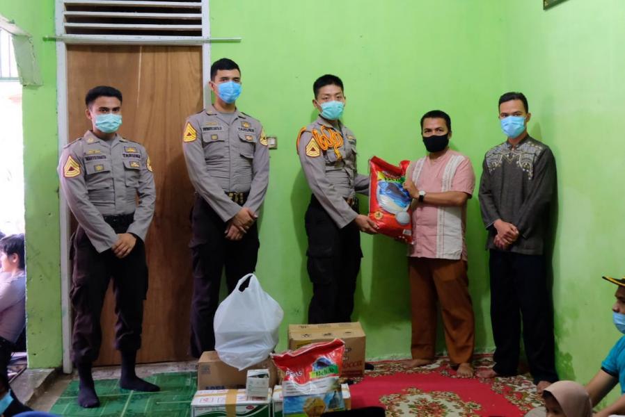 Peringati Hari Sumpah Pemuda, Taruna Akpol Riau Gelar Bhakti Sosial