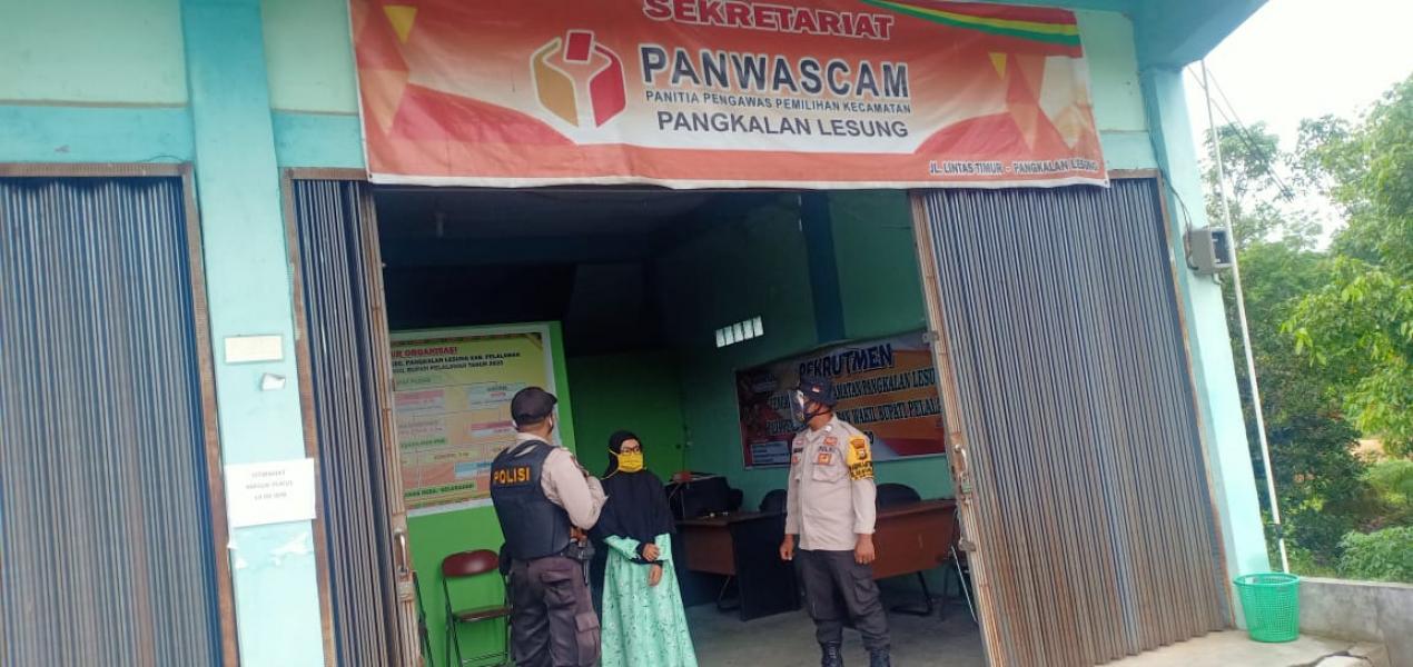 Polsek Pangkalan Lesung Laksanakan Patroli ke Kantor PPK dan Panwaslu Kecamatan 