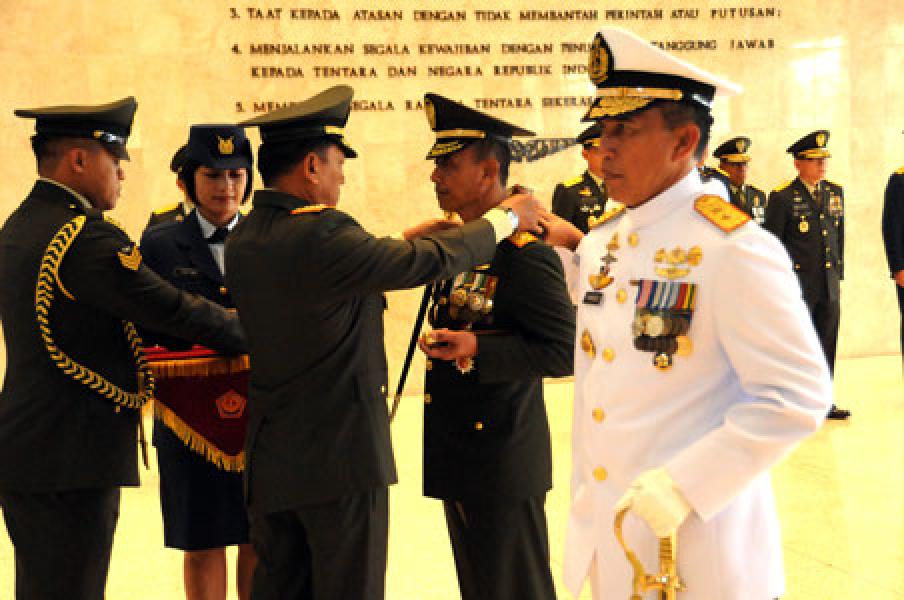 106 Pati TNI Terima Bintang Kehormatan