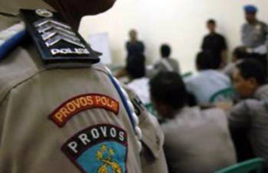 6 Anggota Polisi Diperiksa Propam Polda Riau