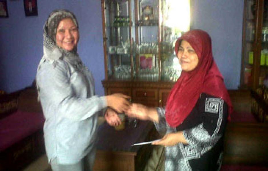 Alumni SMAN 1 Rengat Angkatan 89 Serahkan Santunan Kepada Mantan Guru