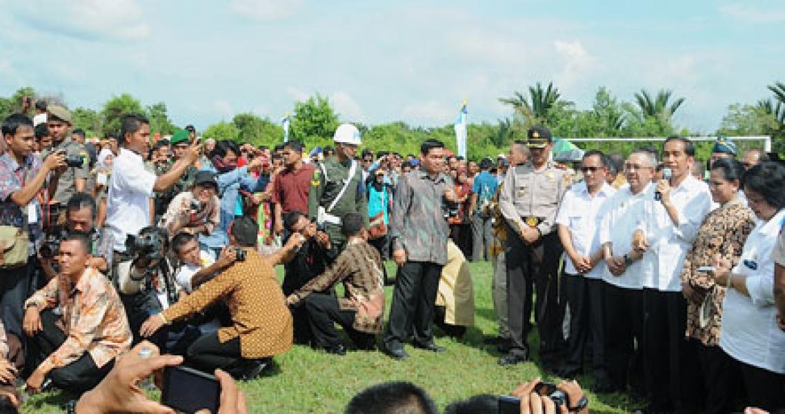 Atasi Karhutla Riau, Jokowi Sarankan Bangun Kanal Air