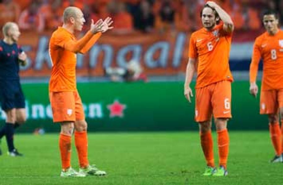 Belanda Tahan Malu di Kandang Sendiri