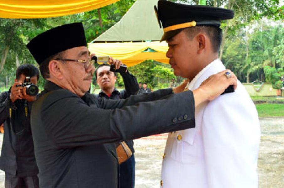 Bupati Bengkalis Lantik Camat Siak Kecil