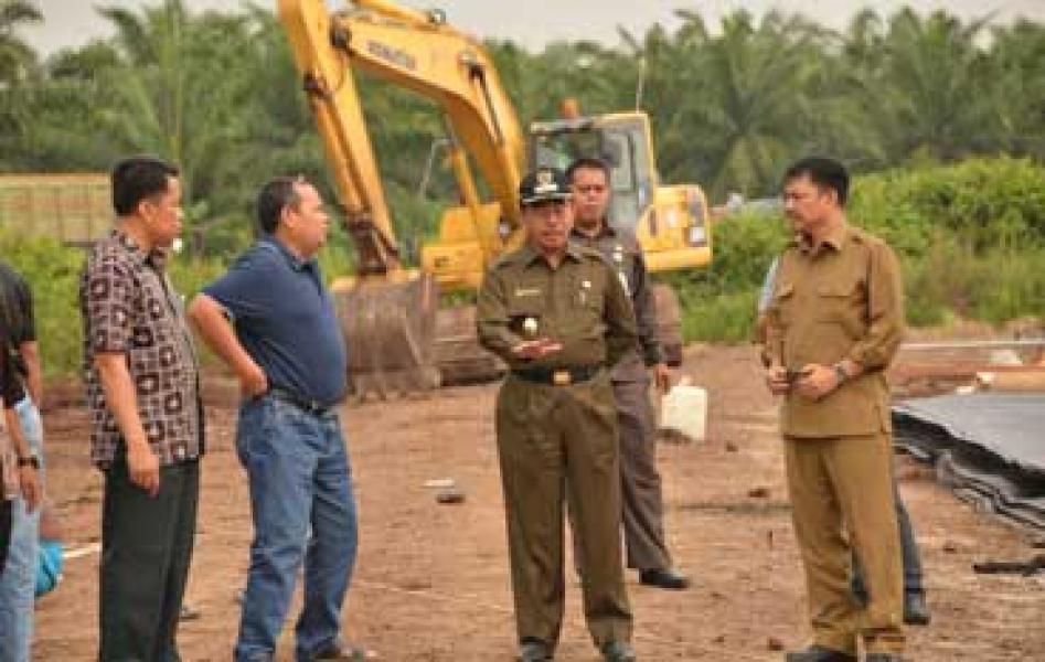 Bupati Tinjau Sejumlah Proyek Pembangunan di Kecamatan Mandau
