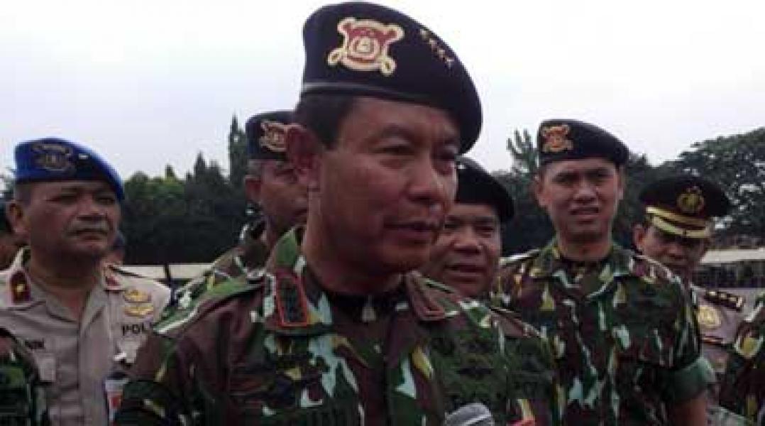 Dikritik, Seragam Loreng Brimob