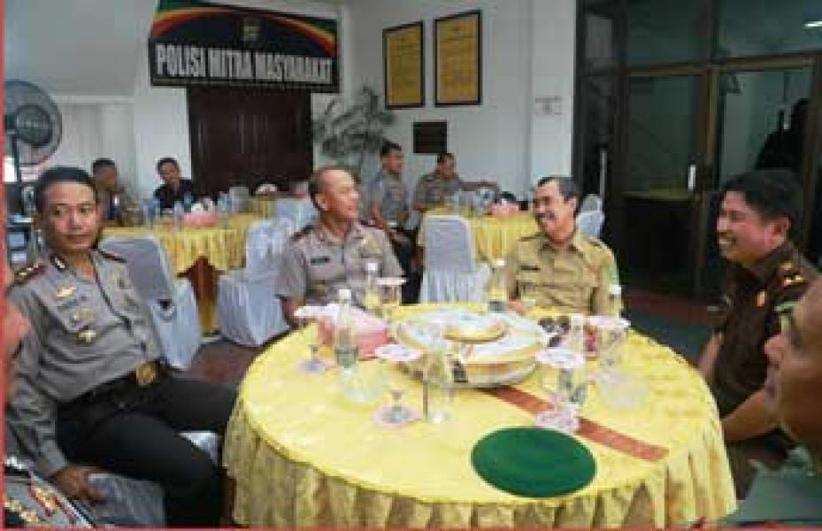 Kapolda Kunjungi Polres Siak
