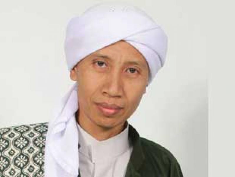 Malam Ini Ratusan Umat Islam Ramaikan Tausiah Buya Yahya