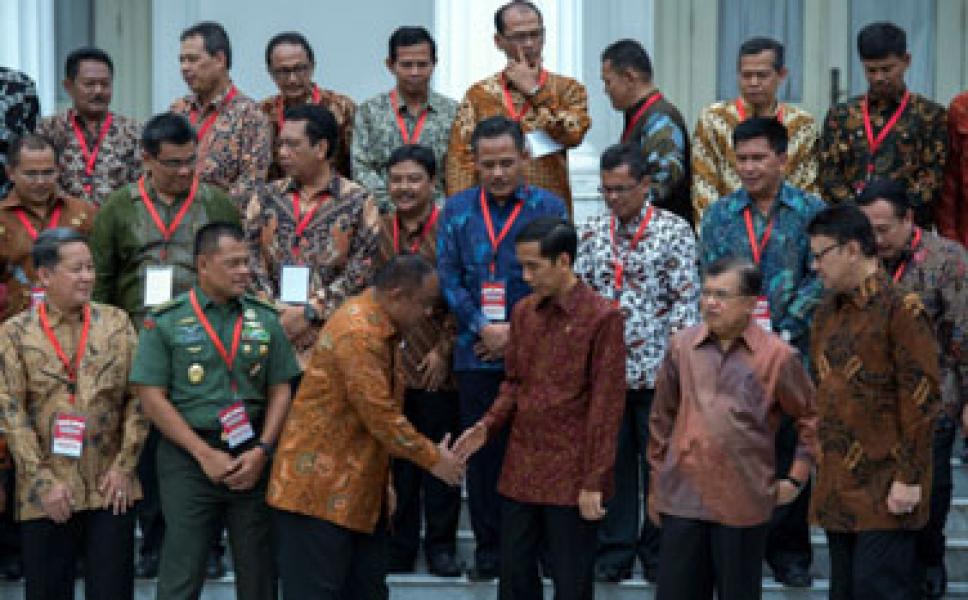 Pejabat Negara Dilarang Rapat di Luar Kota & Hotel