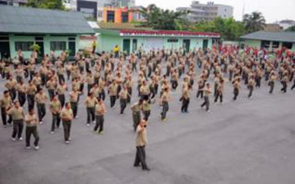 Prajurit 031/WB, PNS dan Persit Lakukan Olahraga Bersama
