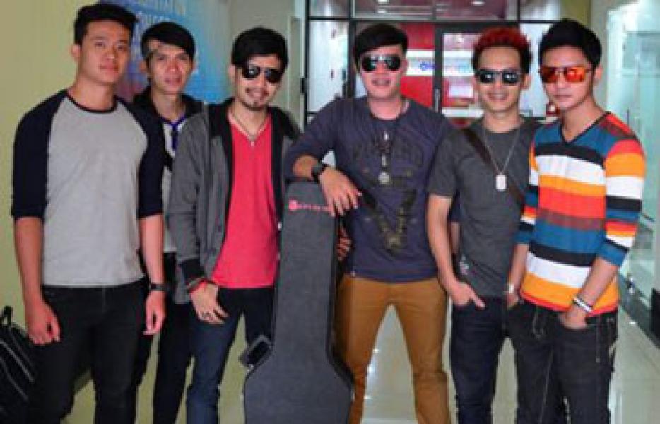 Repvblik Akan Goyang Kota Rengat