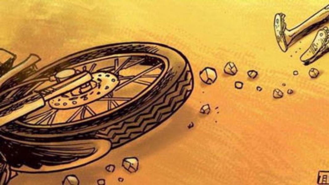 Tabrakan dengan Mobil Box, Pengendara Jupiter Tewas di Tempat