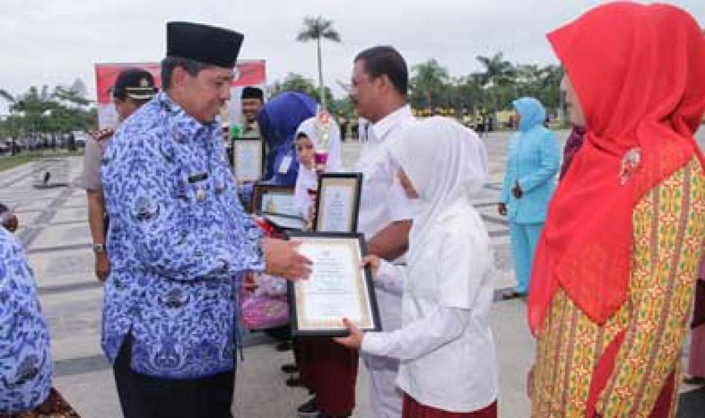 Wabup Siak Pimpin Upacara HKN 2014