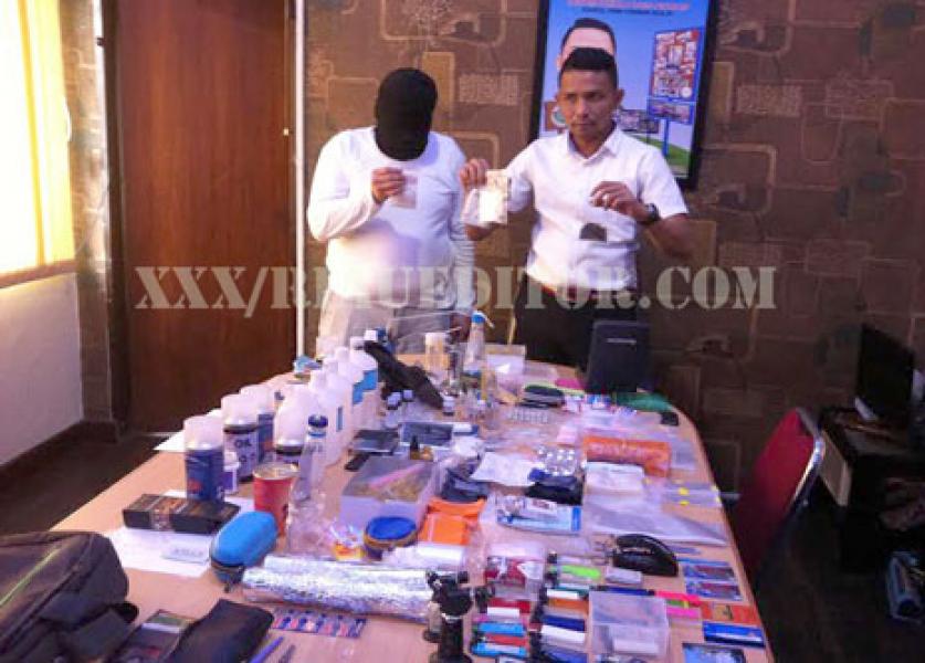 Bandar Sabu Internasional dibekuk Dikamar Hotel Berbintang di Pekanbaru