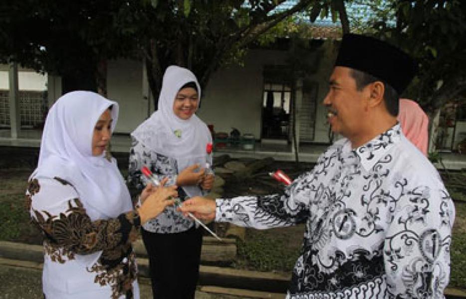 Bupati Siak Peringati HUT PGRI ke70 dan HGN 2015