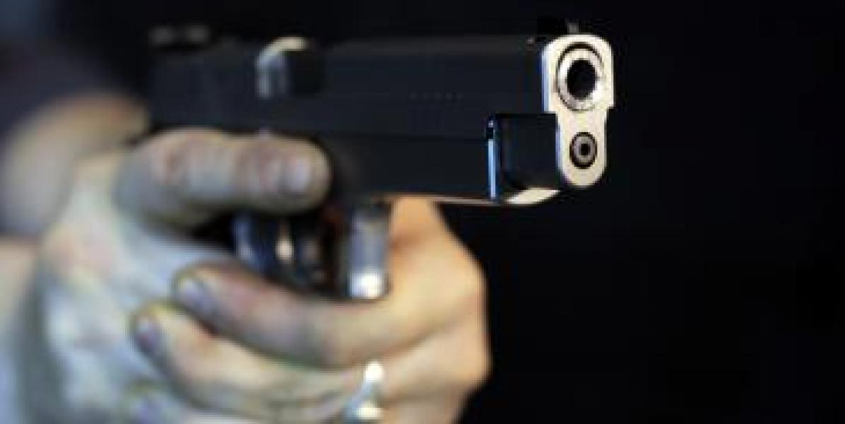 Ditodong Pistol, IRT di Pekanbaru Pasrahkan Tasnya Dibawa Kabur Rampok