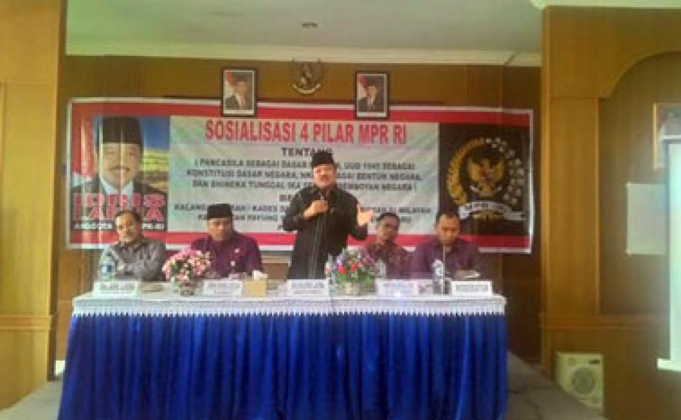 Idris Laena Sosialisasi 4 Pilar MPR RI di Payung Sekaki