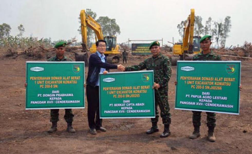 Kodam XVII/Cenderawasih Terima Excavator