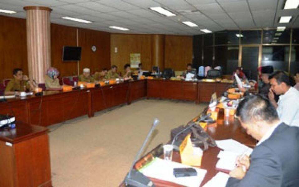 Pemkab Sampaikan KUA-PPAS ke DPRD Pelalawan, Proyeksi APBD 2016 Rp2,16 Trilyun