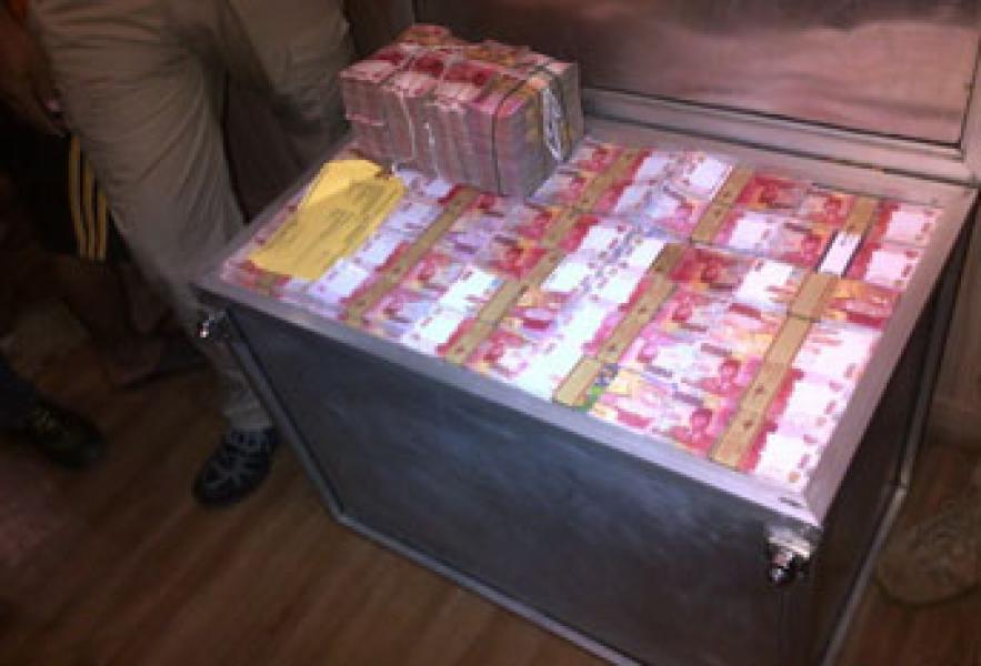 Perdaya Korbannya, Penipu Investasi Bawa Uang Palsu Rp60 Miliar