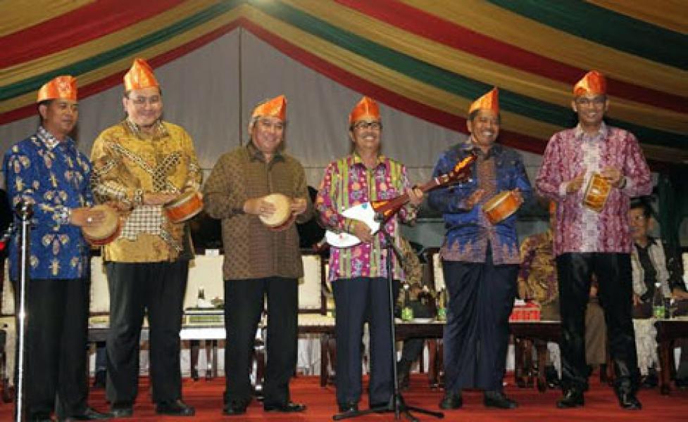 Peteng Gambus Bupati Tandai Pembukaan Tour de Siak III