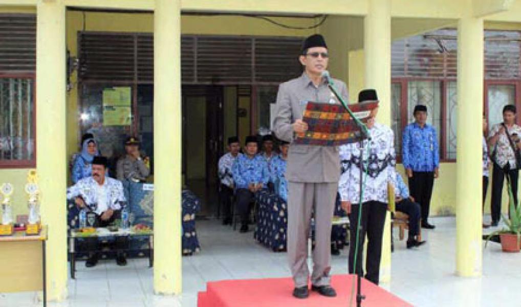 Pj Bupati Inhu Minta Guru Fokus Sebagai Pendidik