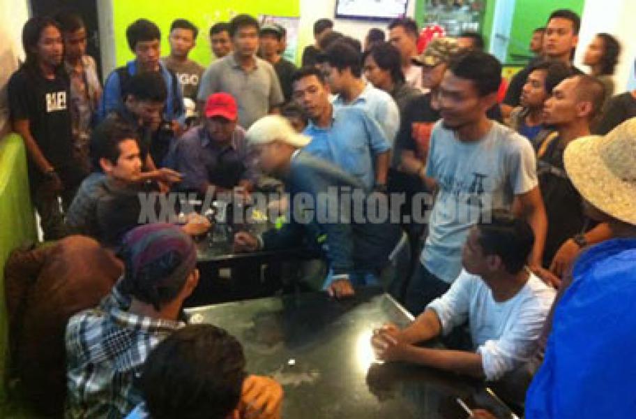 Ratusan Pemuda Riau Datangi Panitia Lokal di Green Hotel