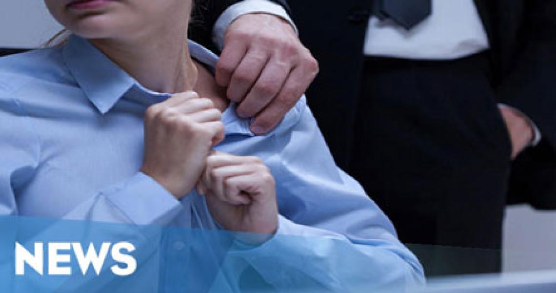 Remas Payudara Nenek, ABG Digulung