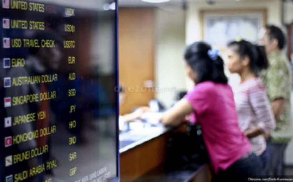 Rupiah Rp13.732, Berikut Harga di Empat Bank Besar