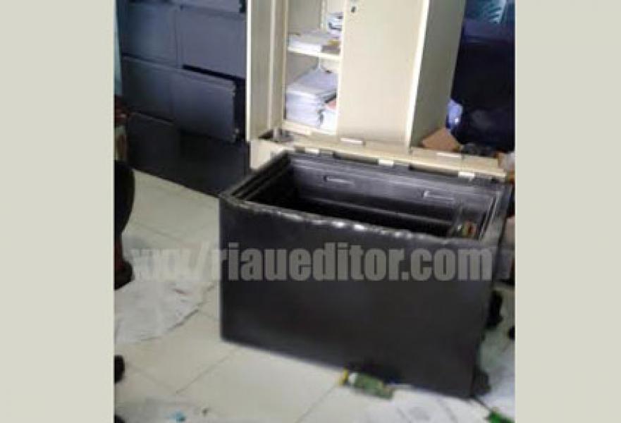Sekap Penjaga Malam, Rampok di Pekanbaru Gondol Ratusan Juta