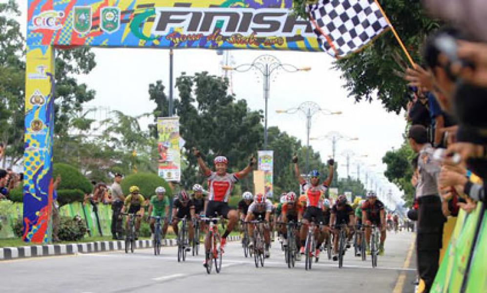 Team Merah Putih Sapu Bersih Etape II Tour de Siak