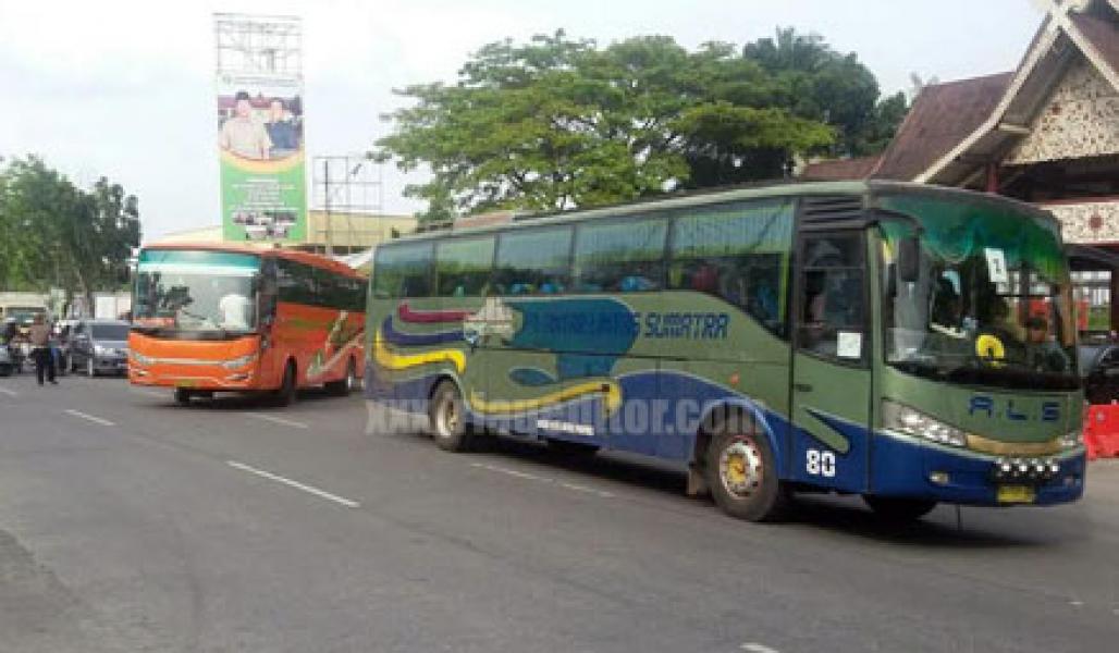 Walau Sempat Menolak, Ratusan Romli Asal Makassar Akhirnya Berangkat ke Jakarta