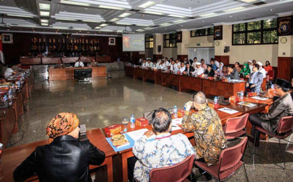 Ahli Bahasa: Frase ‘Dibohongi Pakai Surah Al-Maidah’ Instrumen Penistaan