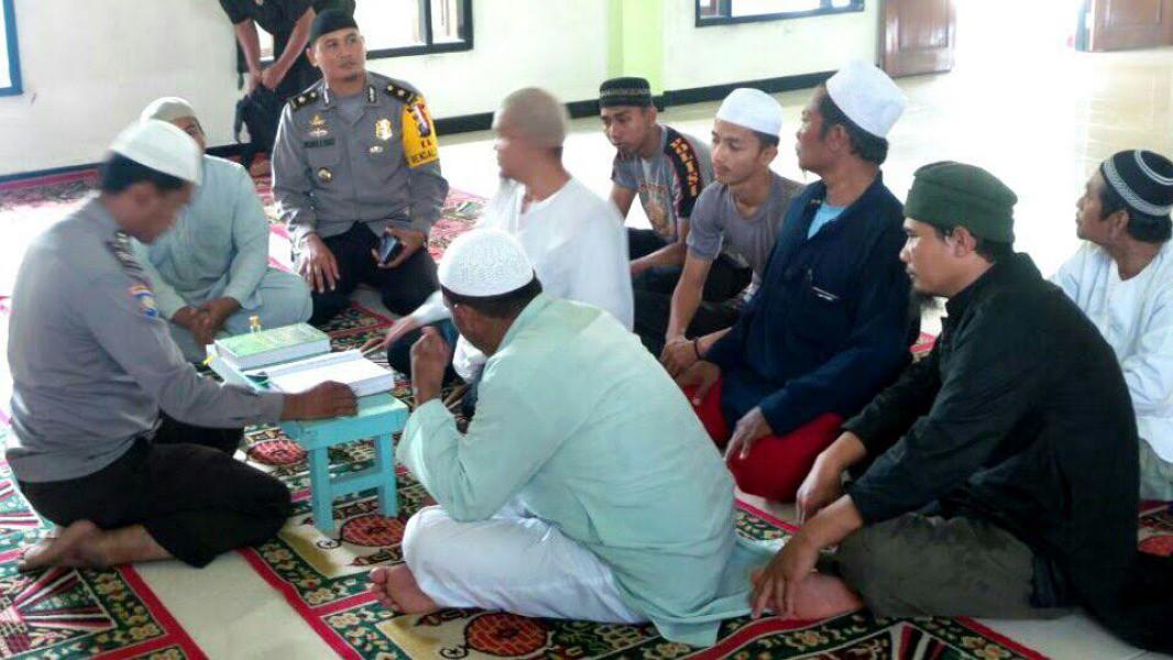 Anggota Polres Kampar Mengikuti Itikaf Perdalam Ilmu Agama